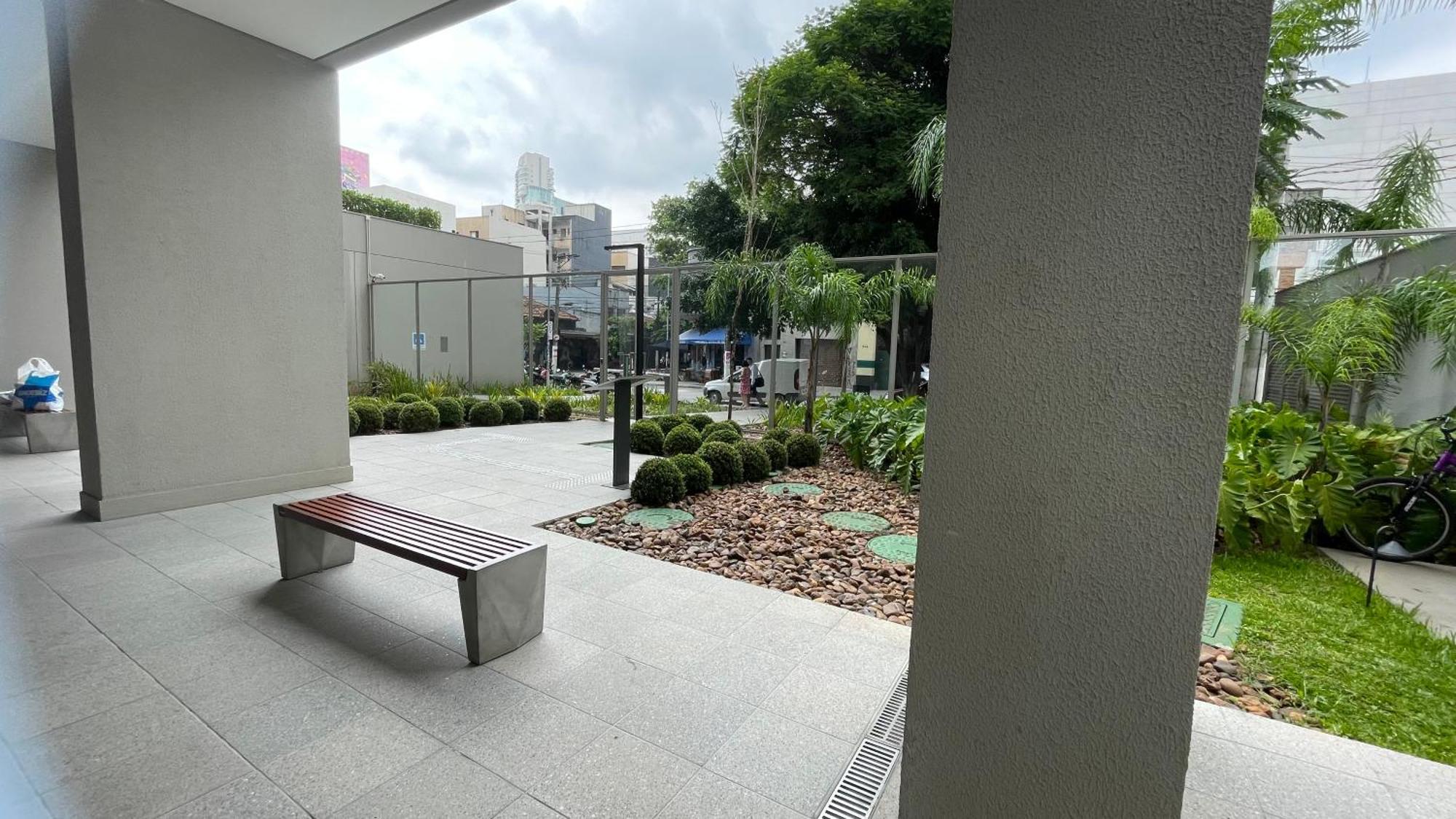 Booksampa Estudio Houx 2111 Prox Metro Faria Lima * São Paulo